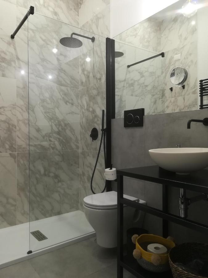 B-Montedidio Hotel เนเปิลส์ ภายนอก รูปภาพ